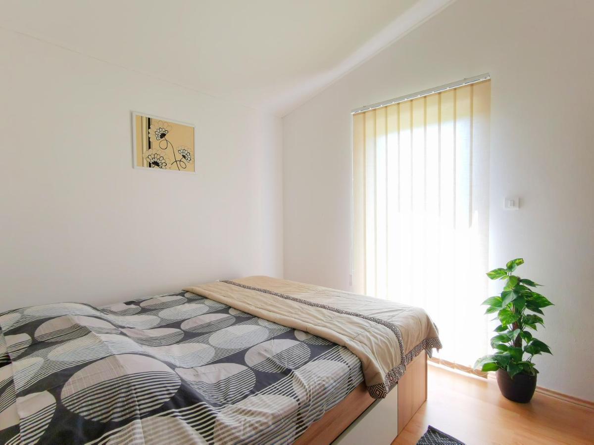 Holiday House Nela Labin  Exterior foto
